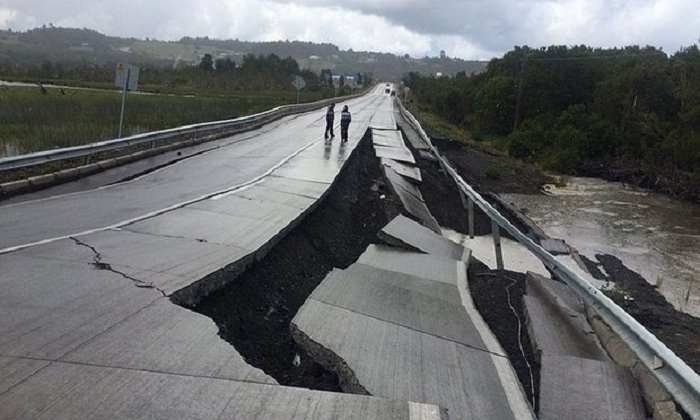 Chile jolted by major 7.6-magnitude earthquake